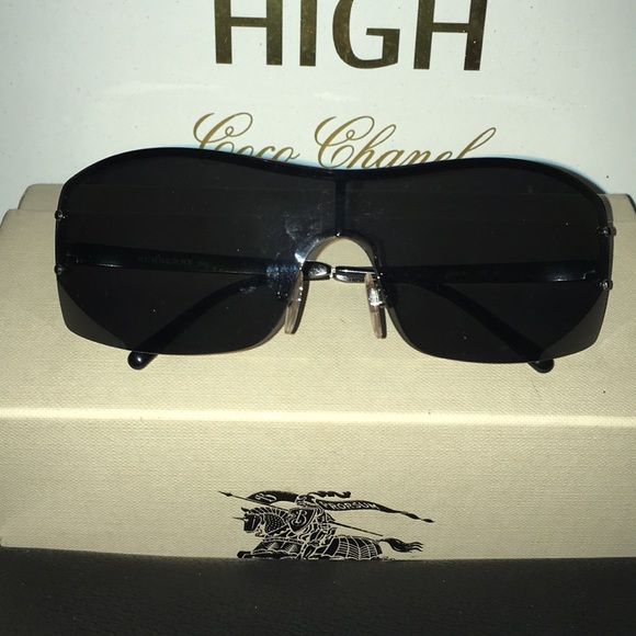 Burberry Gun Grey Polarized Sunglasses main image 3